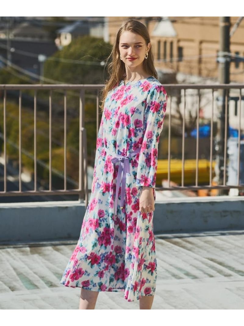 【SALE／50%OFF】【洗える/同柄科目あり】無償性総締め ヘイズ柄衣装 LAURA ASHLEY ローラ アシュレイ 衣装・御召しもの 余分の物の衣装・御召しもの 白いこと 青み【RBA_E】【貨物輸送無料】[ Fashion]