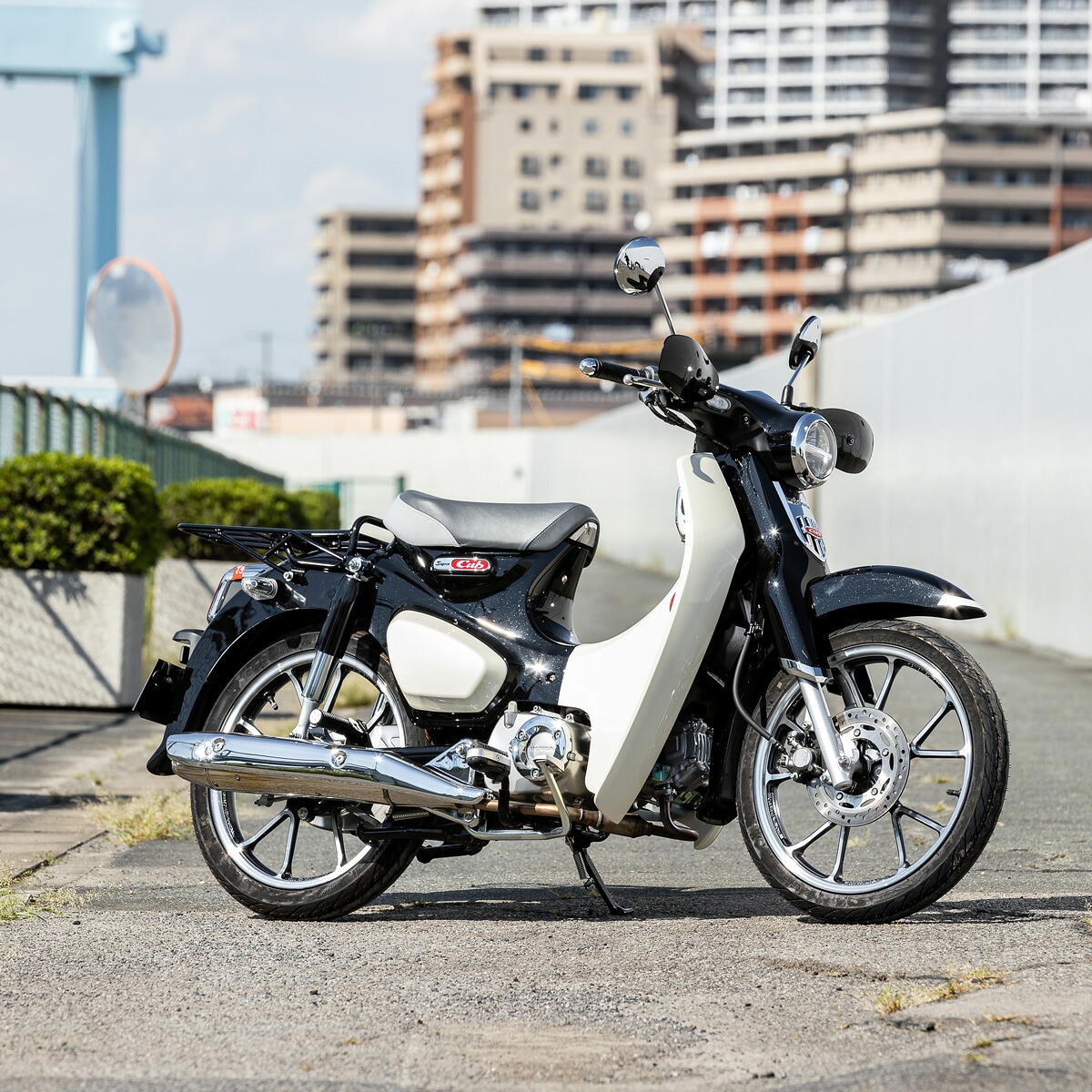 国産 1年保証付 ツーリングネット付スーパーカブ C125 リアキャリア