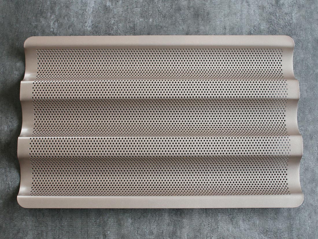 楽天市場】フランスパン天板 小 286×243×H28mm シリコン加工