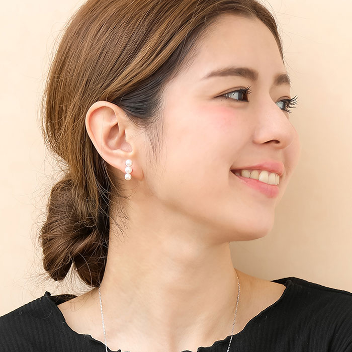 あこや真珠 トリプルパールピアス Carina カリーナ 5 5 6 0mm K14wg K18 Silver イヤリング N4 真珠 ピアス パールピアス バー 連結 ベビーパール トレンド おしゃれ かわいい おすすめ インスタ映え ドラマ プレゼント Maneshpadmayil Com