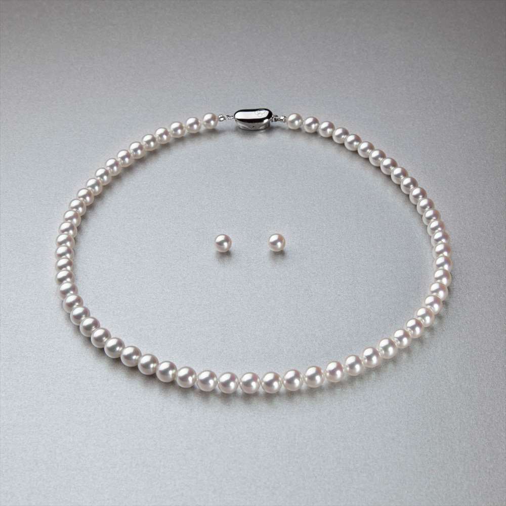 本真珠 ネックレス 4点セット 6〜6.5mm珠 40㎝ 42㎝ 45㎝ 極美品-