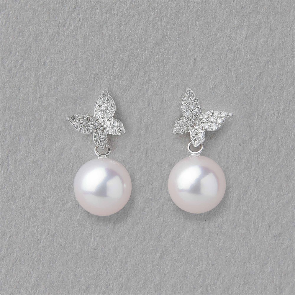 《petit amie》 あこや真珠 蝶 ピアス 7.5-8.0mm K18WG パールピアス フォーマル 冠婚葬祭 普段使い カジュアル