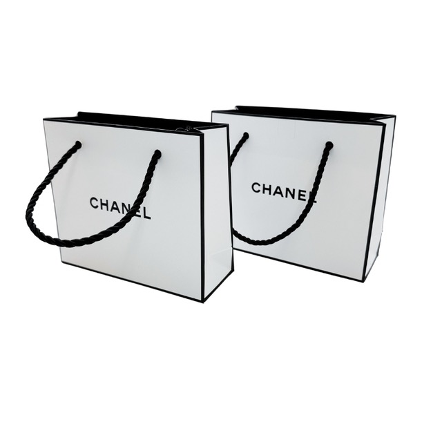 CHANEL シャネル ショッパー 紙袋 大サイズ　50枚 Amazon | シャネル ショッパー 紙袋 大サイズ 4枚セット 【並行