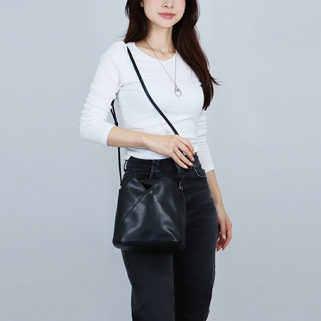 【MM6 Maison Margiela】未使用タグ付き！MM6 極上アイテム♪ 楽天市場】MM6 エムエムシックス メゾンマルジェラ ハンドバッグ