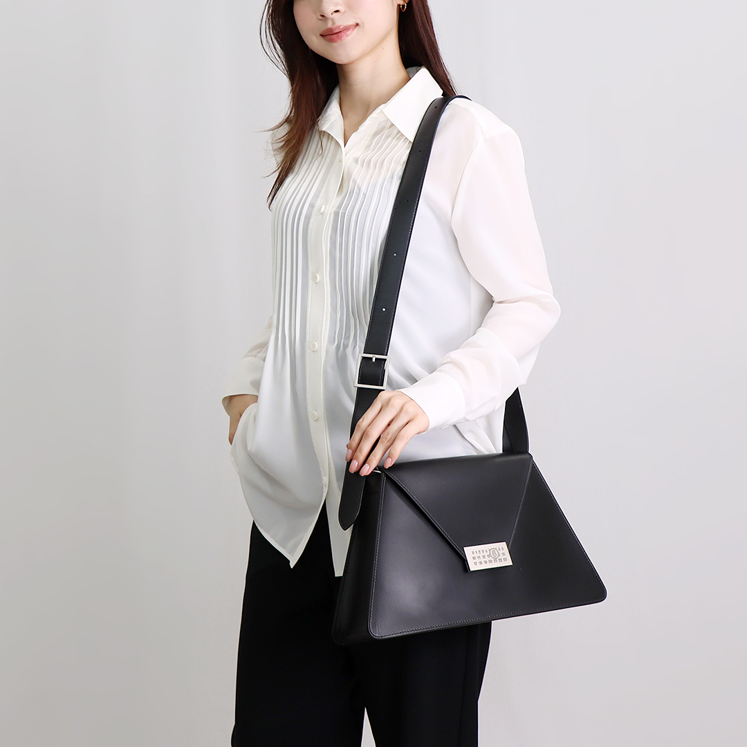 ✴︎マルジェラ✴︎　ショルダーバッグ エムエムシックス メゾンマルジェラ MM6 MAISON MARGIELA