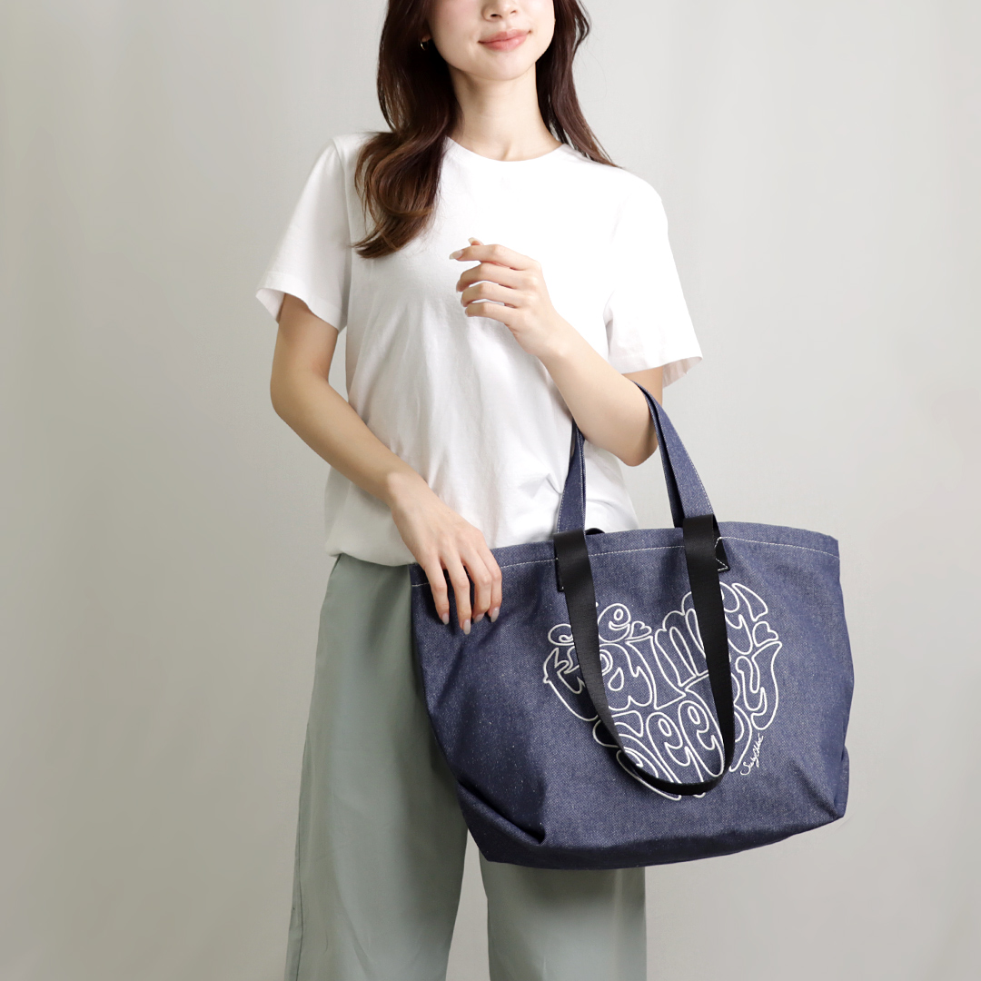 Chloé - Sense Crystal White Small East West Leather Tote