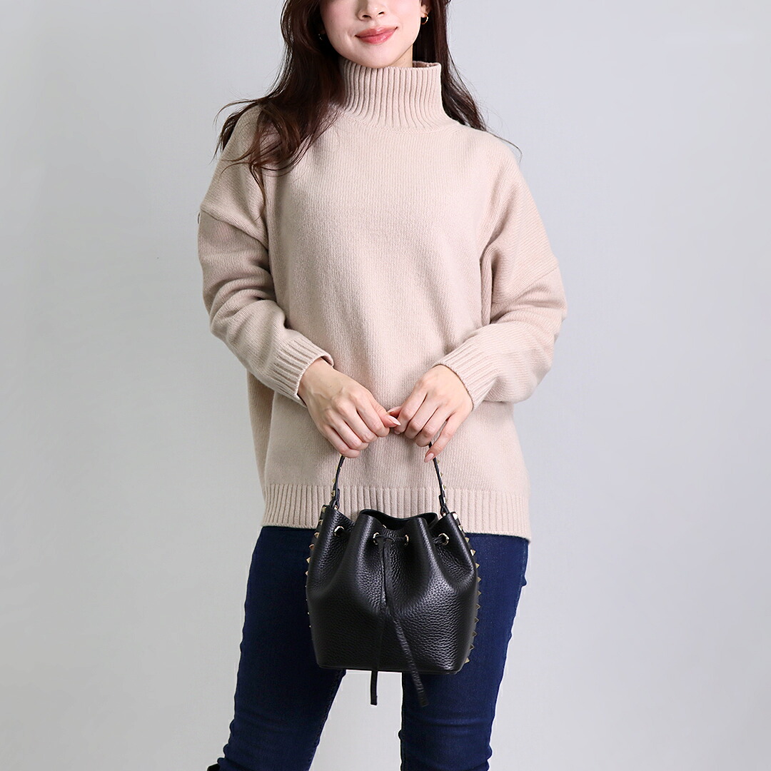 ヴァレンティノ バレンティノガラバーニ ガラヴァーニ VALENTINO GARAVANI 2WAYバッグ ロックスタッズ バケットバッグ 5W2B0L31VSF 0NO NERO|テザーレブランドショップ