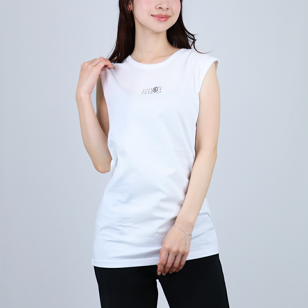 エムエムシックス メゾンマルジェラ MM6 MAISON MARGIELA キッズ レディース Tシャツ タンクトップ ノースリーブ カットソー ロゴ MM6T82U M60575 MM04I M6100 WHITE｜テザーレブランドショップ
