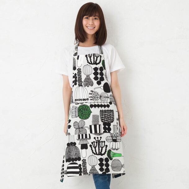 マリメッコ　エプロン MARIMEKKO 063371-960 PUUTARHURIN PARHAAT プータルフリン パルハート