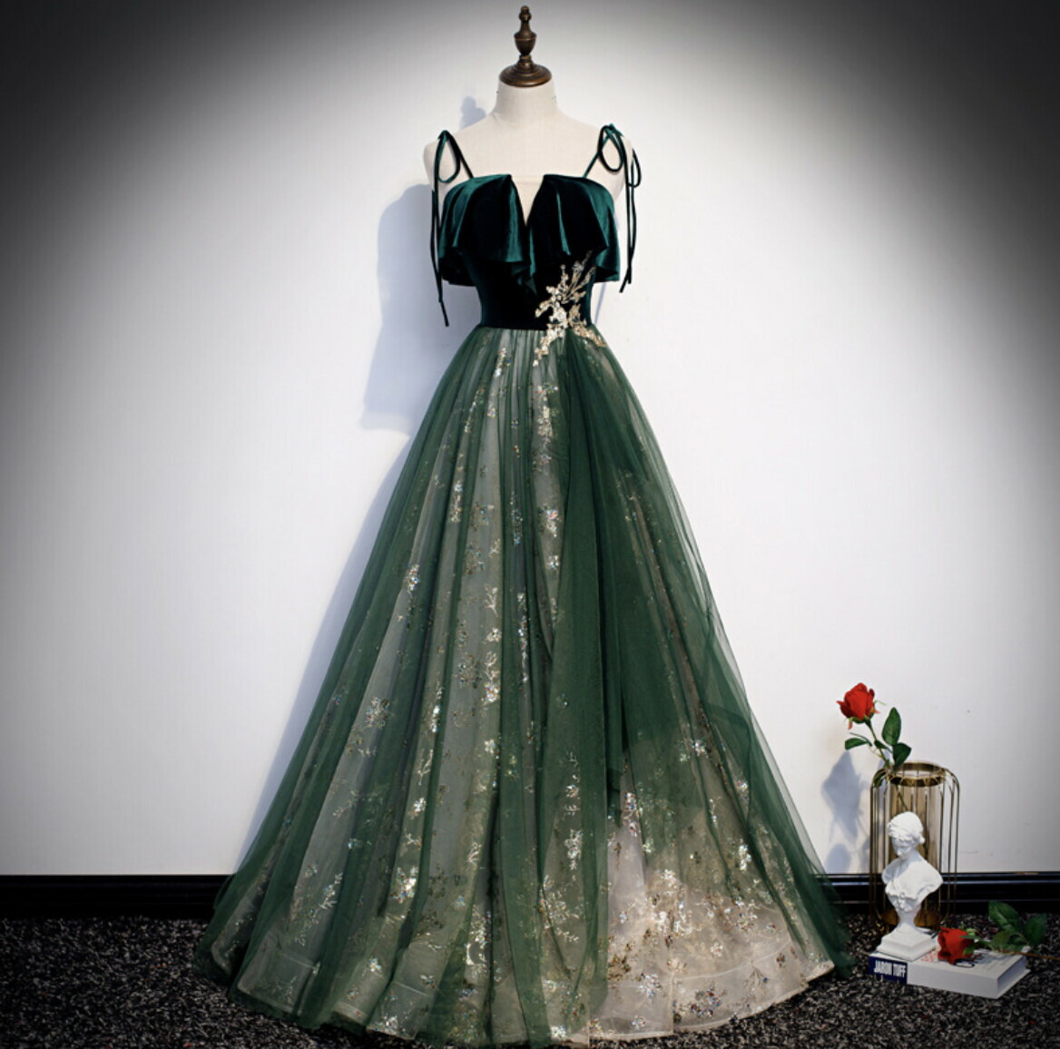 【高級感溢れるロングドレス】グリーン ベルベット×チュール Aラインドレス 刺繍入り パーティードレス 演奏会ドレス フォーマルワンピース 結婚式 二次会 キャミソールドレス 大きいサイズ S～XXL lha331