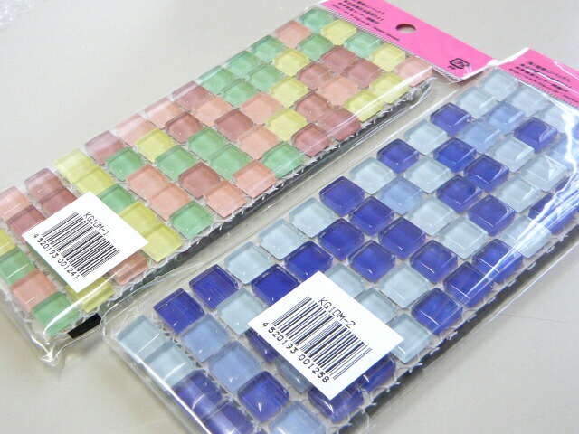 楽天市場 1ｃｍ角のガラスモザイクタイルをシート状にしてありますキララモザイク10mix 10mm角 1cm角 10 13 130粒ガラスタイル ゆうパケット可 6シートまでゆうパケット可能 ガーデン資材はエクステルホームズ