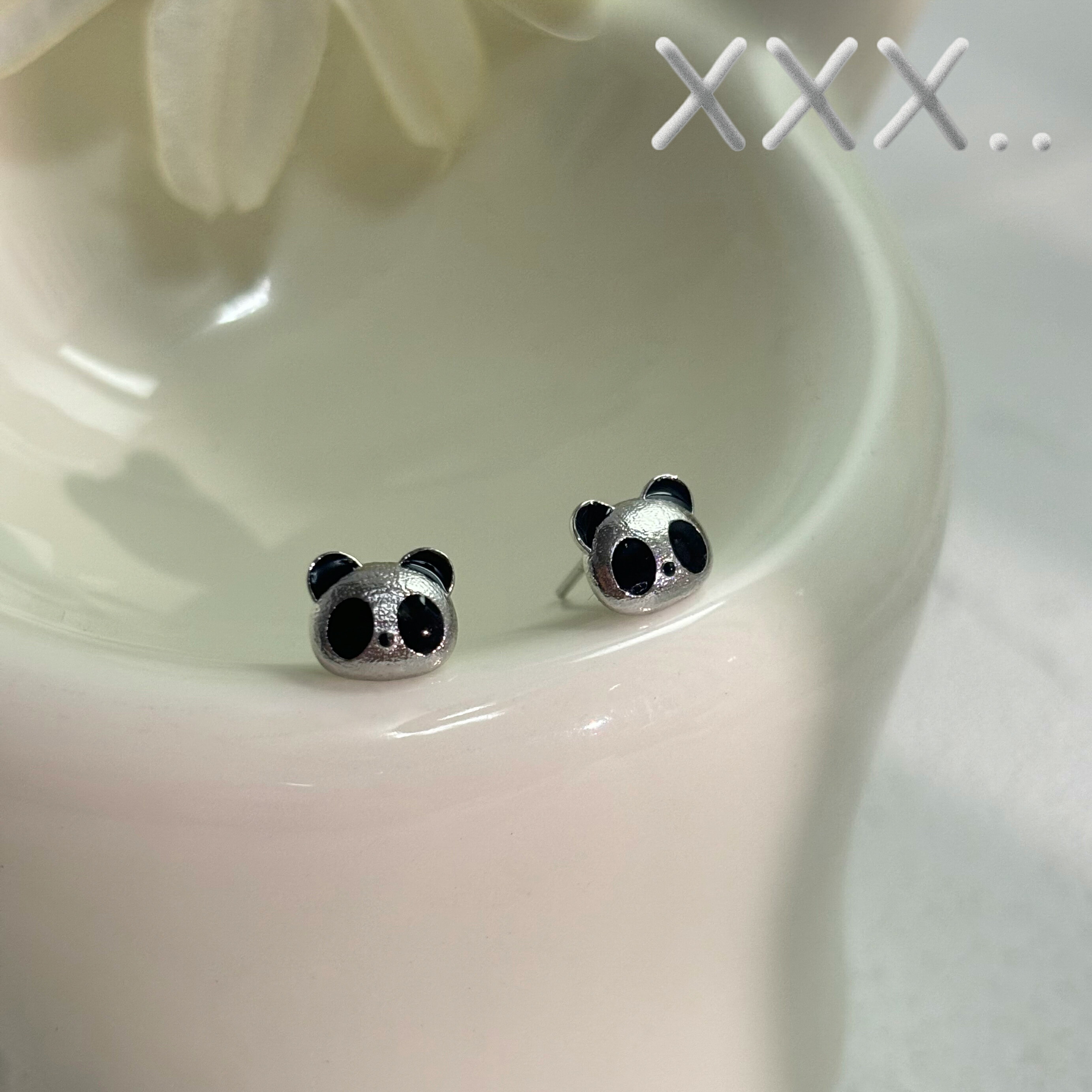 楽天市場】【ANTEPRIMA公式】 アンテプリマ パンダ ピアス