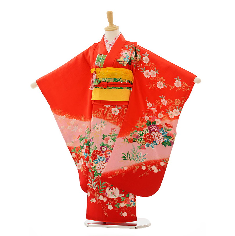 6月の法事・追悼式は夏礼服で。汗をかいても払いもどすはコンビニエンスストア1分で為し終わる
