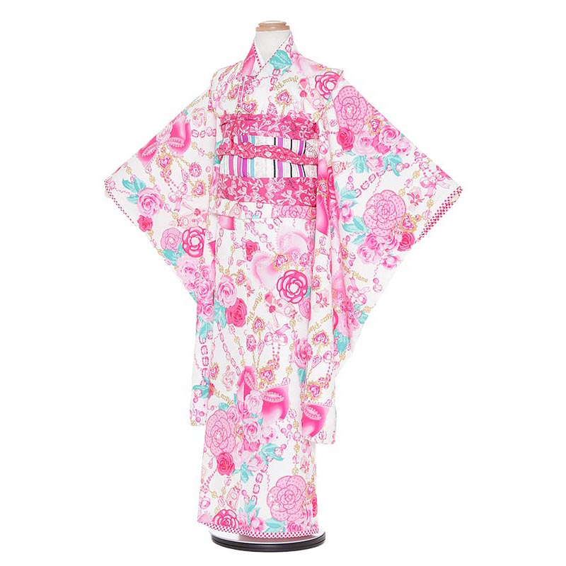 6月の法事・追悼式は夏礼服で。汗をかいても払いもどすはコンビニエンスストア1分で為し終わる