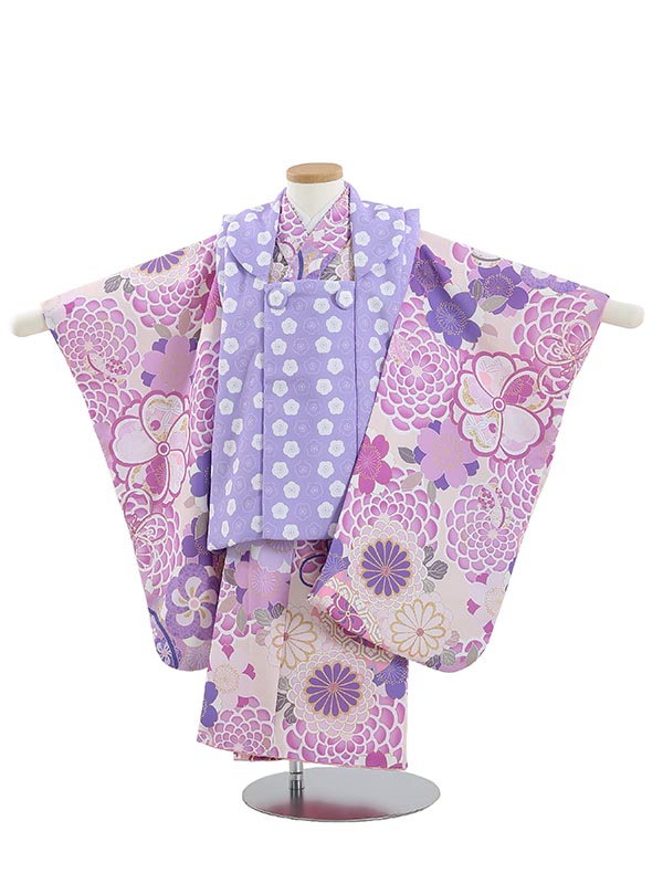 6月の法事・追悼式は夏礼服で。汗をかいても払いもどすはコンビニエンスストア1分で為し終わる