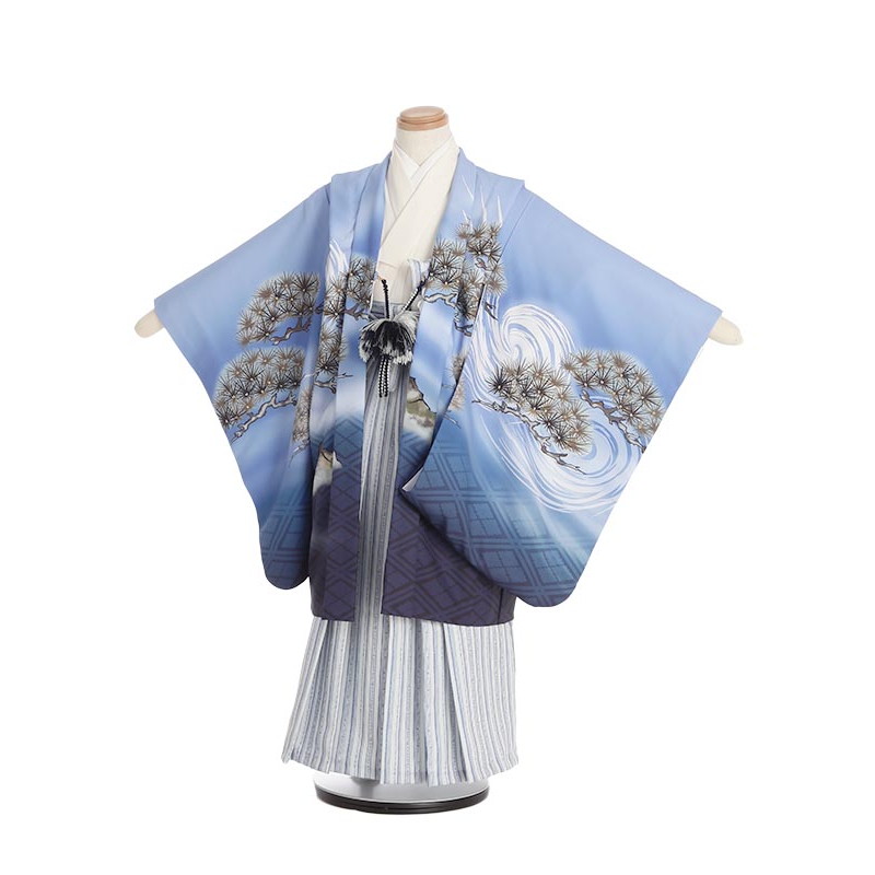 6月の法事・追悼式は夏礼服で。汗をかいても払いもどすはコンビニエンスストア1分で為し終わる