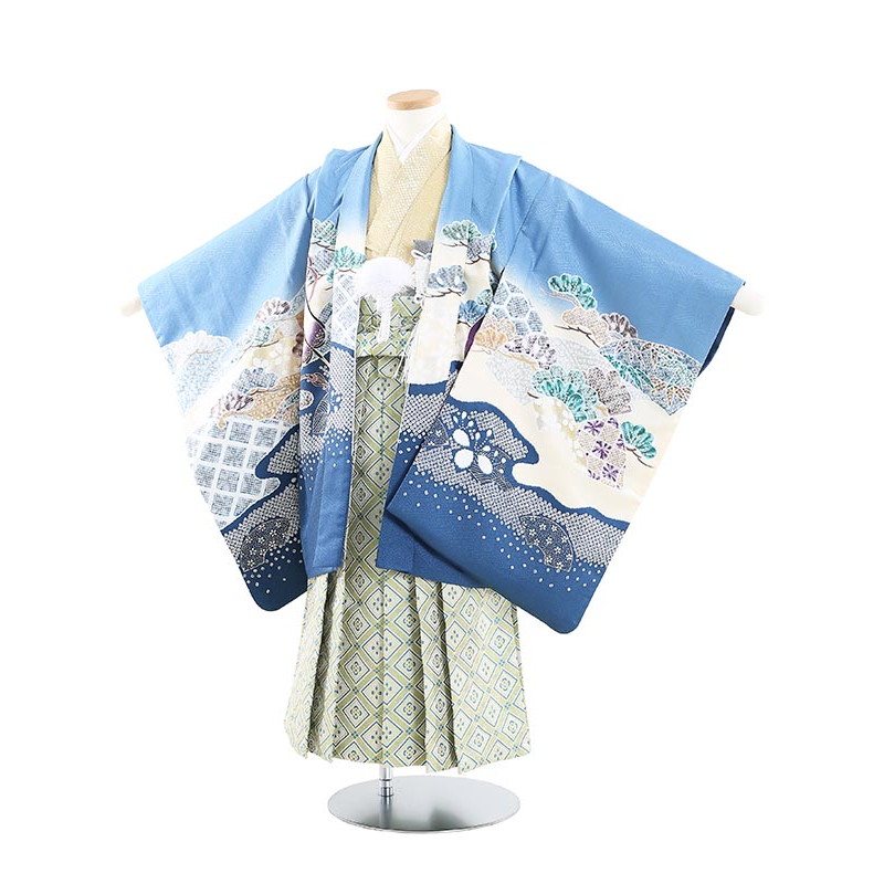 6月の法事・葬儀式は夏礼服で。汗をかいても払いもどすはコンビニエンスストア1分で為し終える