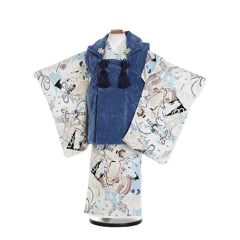6月の法事・追悼式は夏礼服で。汗をかいても払いもどすはコンビニエンスストア1分で為し終わる
