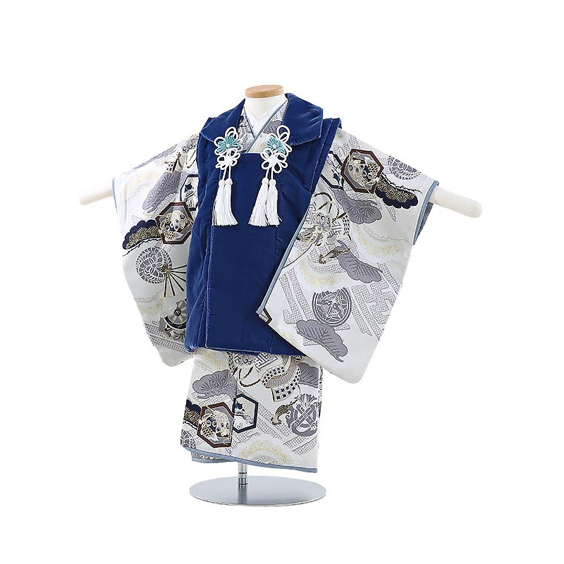 6月の法事・追悼式は夏礼服で。汗をかいても払いもどすはコンビニエンスストア1分で為し終わる