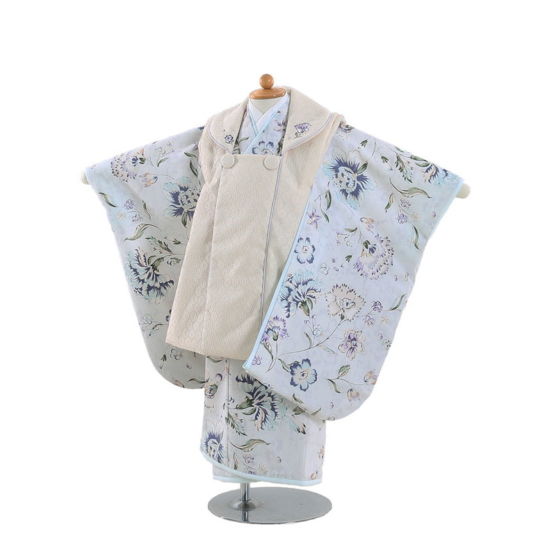 6月の法事・追悼式は夏礼服で。汗をかいても払いもどすはコンビニエンスストア1分で為し終わる
