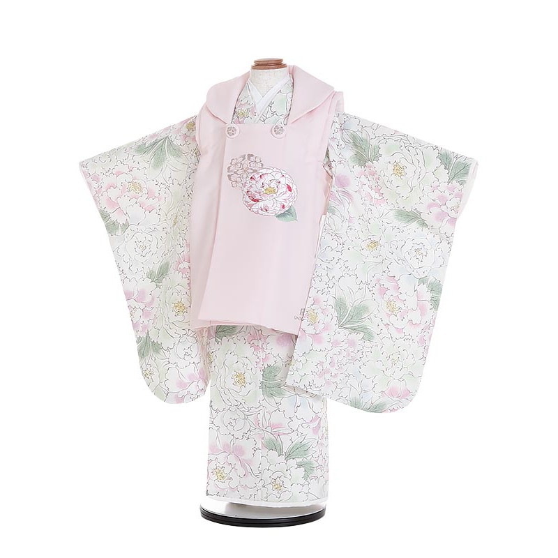 6月の法事・告別式は夏礼服で。汗をかいても払いもどすはコンビニエンスストア1分で為しとげる