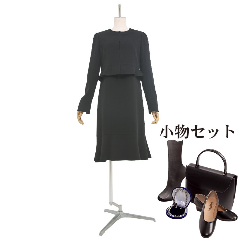 6月の法事・葬儀式は夏礼服で。汗をかいても払いもどすはコンビニエンスストア1分で為し終える