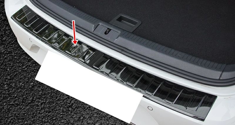 新品 フォルクスワーゲン ゴルフ 7.5/R-line 専用 トランク ガード プロテクター カスタムパーツ 外側 ブラック 1PCS｜やどり木店