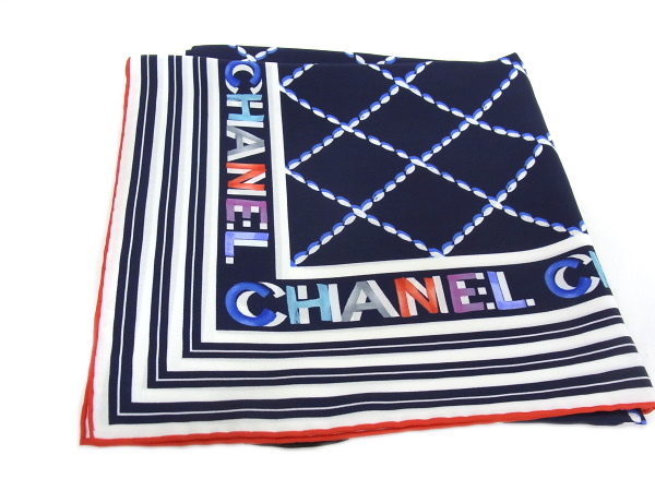 シャネル Chanel スカーフシルク100 レディースココマーク マルチカラー 中古品 程度a 極上美品 Mozago Com