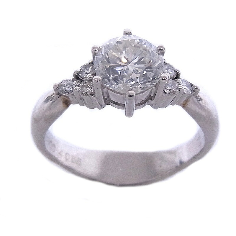 指輪　Pt900　プラチナ　ダイヤリング 中央ダイヤ0.934ct　脇ダイヤ合計0.12ct 【中古】【程度A】【質屋出品】 【新品仕上げ済み】【ノーブランド】