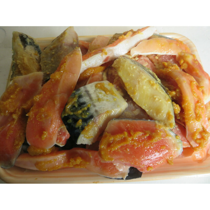 楽天市場 送料無料 西京漬け切り落とし1kg 美味しい漬け魚 お得でおいしい西京漬け 酒の肴 酒のさかな 自家製 手つくり 海産物問屋焼津日宏