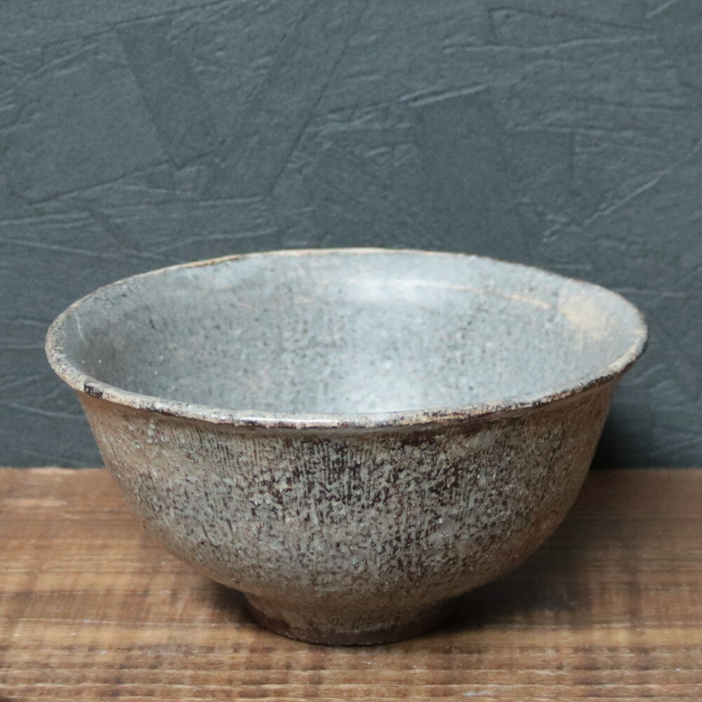 信楽焼 飯碗 お茶碗 今めかしい 食器 飯茶碗 和食器 中鉢 瀬戸もの どんぶり鉢 和風 一緒になる祝賀会 茶碗 飯椀 食器 朝もや飯碗 w512-01