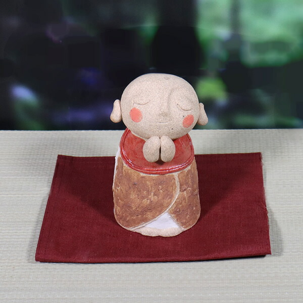 【今だけ限定10%OFFクーポン】おじぞう様 地蔵 信楽焼 お地蔵さま お地蔵さん 陶器地蔵 手づくり地蔵さま 置き物 しがらきやき やきもの 地蔵菩薩 なごみ地蔵 me-0020｜まるいち本店