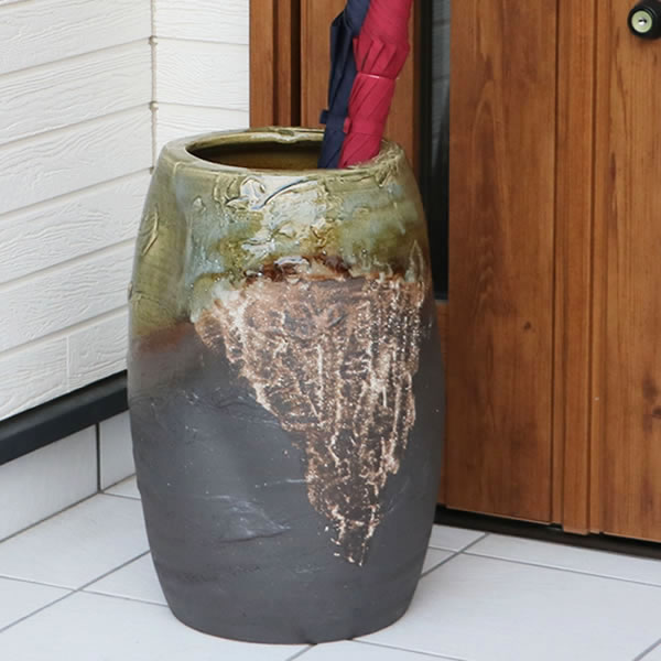 傘立て 陶器 おしゃれ 信楽焼 かさたて 和風 傘入れ モダン 玄関 新築 楽天市場】最大2000円OFFクーポン配布中 12/25(木)00:00〜 傘立て