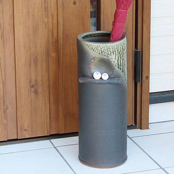 【ポイント5倍】傘立て 陶器傘立て 信楽焼かさたて 和風傘立て 傘入れ 壷 しがらき カサタテ やきもの傘立て かさたて陶器 玄関 花器 花瓶 ふくろう傘立て 梟 フクロウ kt-0308