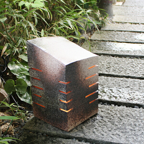 信楽焼 庭園灯 和風照明 陶器照明 照明 行燈 あんどん ガーデンライト 信楽焼 庭園灯 和風照明 陶器照明 照明 行燈 あんどん ガーデンライト