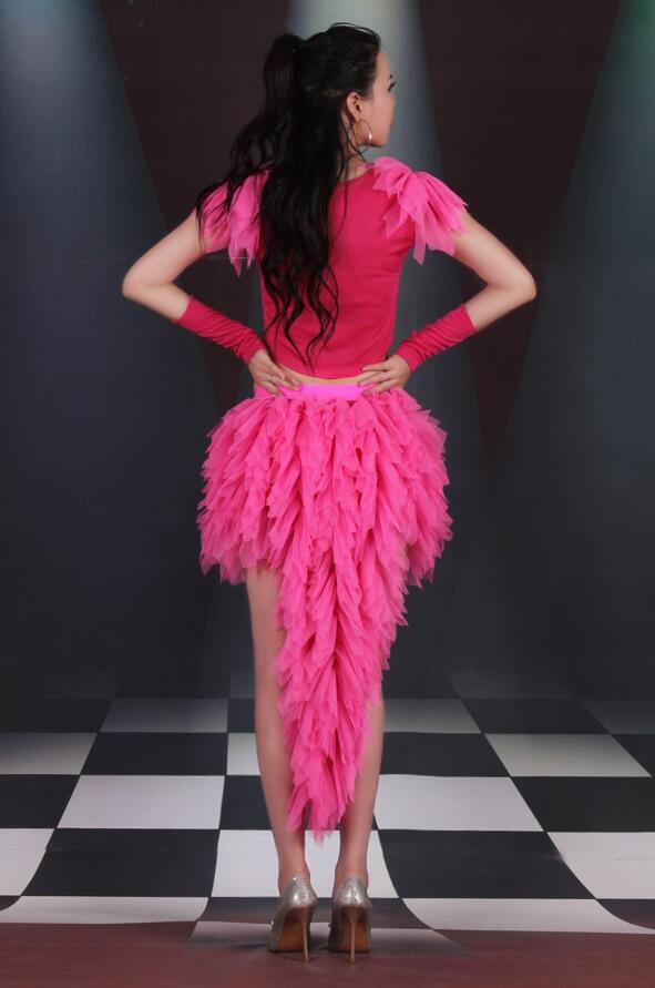 市場 ジャズレディースダンス衣装 フリル 3点上下セット 不規則スカート 大人ジャズヒップホップ舞台ダンス衣装 袖なしｔシャツ