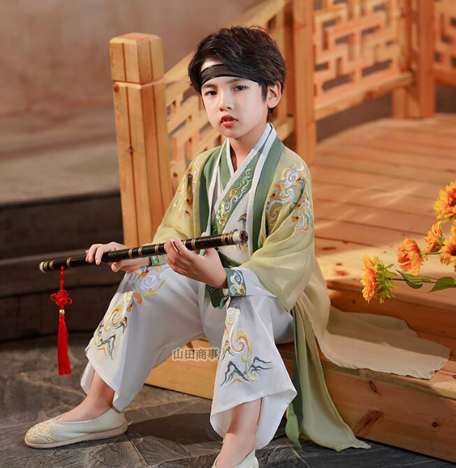 子供コスプレ衣装 キッズ中華風 中国古代侠客3点セット 羽織+ブラウス+パンツ 唐装漢服 刺繍 男の子 国学演出服 中華流ステージ衣装 学園祭 文化祭 ハロウイン コスチューム時代劇コスチューム仮装変装　写真撮影 ステージ演出服 チャイナ風110 120 130 140cm 150cm 160cm