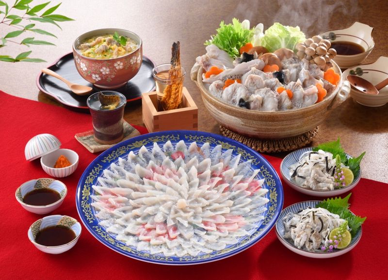 【送料無料】とらふぐ料理フルコース(4～5人前)【山口県】【下関市】【日高本店】【ふぐ】【フク】【ふく】【フグ】【河豚】FRH-30｜やまぐち開盛堂