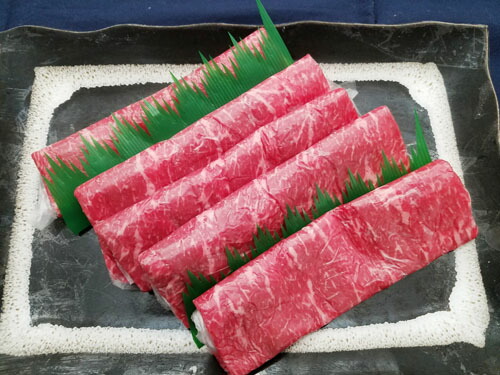 楽天市場】甲州ワインビーフギフト木箱入【肩ロースすき焼き用