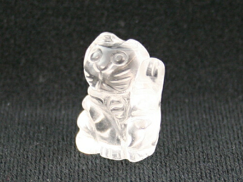 麒麟・狛犬二体・白水晶の現状品のセット。 麒麟・狛犬二体・白水晶の現状品のセット。 Amazon.co.jp