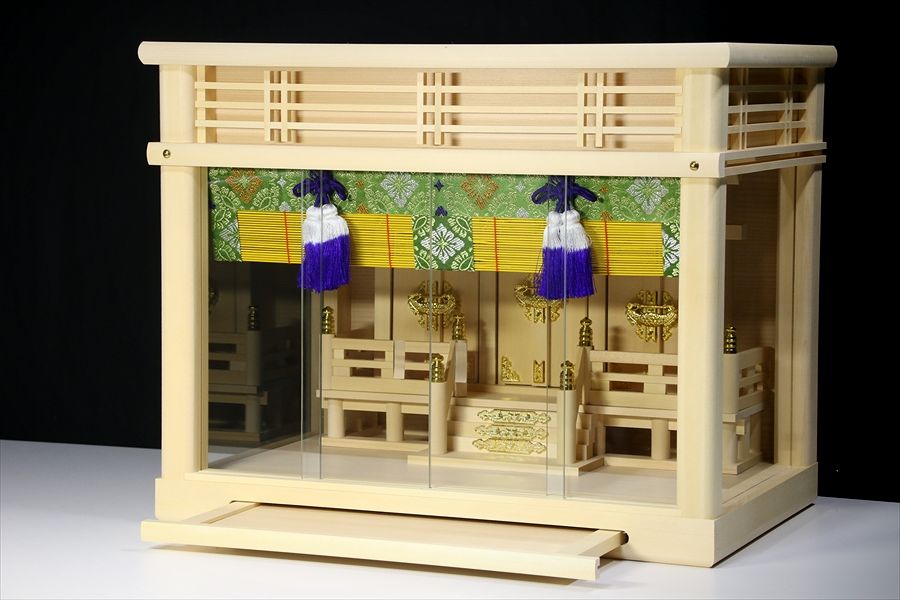 美しい箱宮 ■三面ガラス宮 御簾付 ■檜葉材の神棚 ■壁掛け 中型 16号（お社本体）高さ39cm×幅48cm×奥行き32cm 神棚 神具 仏具 盆提灯 やまこう 山幸