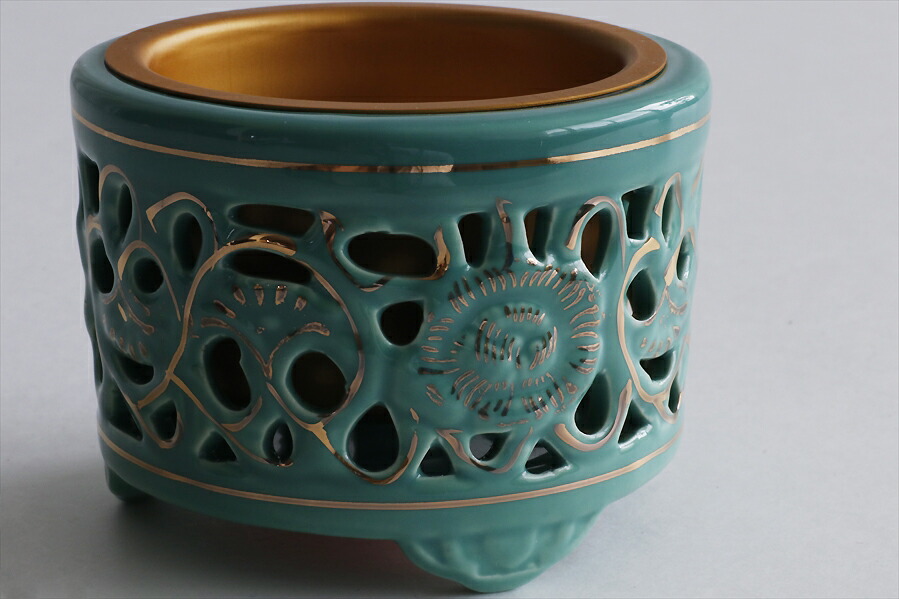 国産 【差し金】浄土真宗 大谷派用（お東） 透し香炉　唐草透し オトシ付 4寸 土香炉 ■陶器■仏具■限定■ 香炉灰 300ｇ付属 お盆 お彼岸 お墓参り 供養 神棚 神具 仏具 盆提灯 やまこう 山幸｜神棚・神具・仏具　やまこう