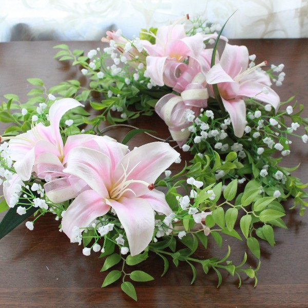 最安値に挑戦 楽天市場 造花 ピンクのリリーとかすみ草のスワッグ ゴム付 ユリ ウェディング ブライダル Ct触媒 シルクフラワー シルクフラワーの山久 送料無料 Lexusoman Com