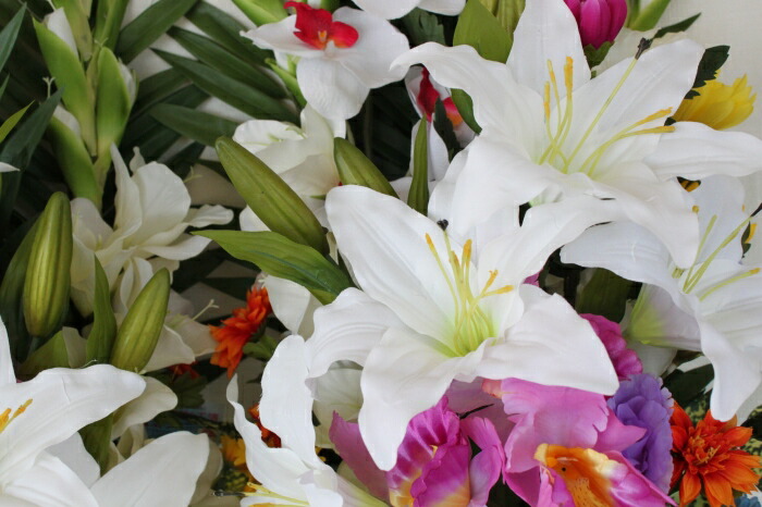 菩提寺の献花に 造花 仏花 胡蝶蘭やカサブランカの仏様の大きな花束一対 Ct触媒 造花 シルクフラワー お彼岸 お盆 お仏壇 仏花 お墓 花 お供え 法事 法要 山久