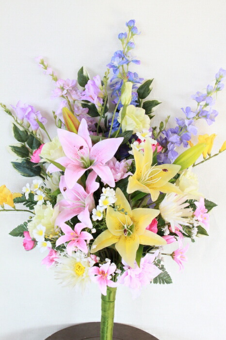 仏様のお供えに 造花 仏花 アレンジャーおまかせ 仏様の大きな花束一対 Ct触媒 光触媒 造花 シルクフラワー お彼岸 お盆 お仏壇 仏花 お墓 花 お供え 山久