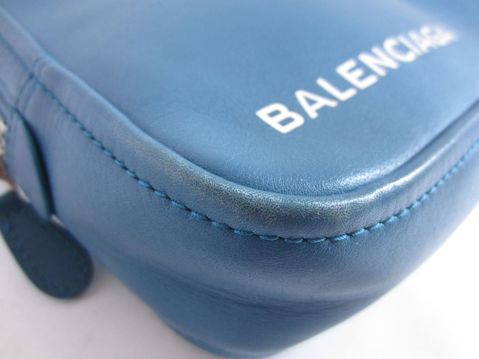 BALENCIAGA バレンシアガ TRIANGLE M ブルー トライアングル クラッチ
