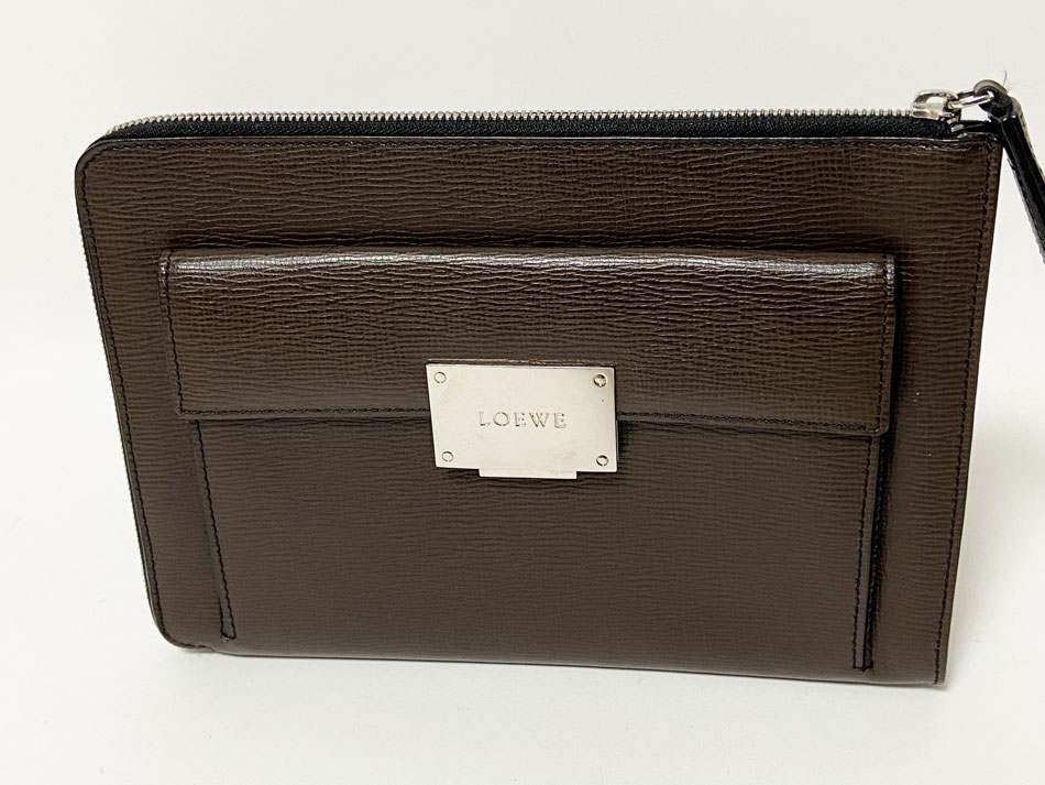 LOEWE ロエベ クラッチペダル御徒面子 二つ目御徒面子 なめし革 うす暗い赤銅色 350.30.002 美品【中古】