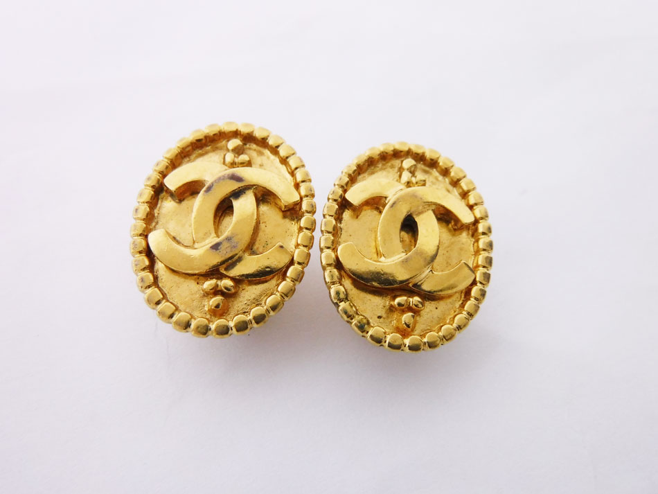 CHANEL シャネル イヤリング ゴールド金具 CCマーク ココマーク ウ゛ィンテージ 96A【中古】｜ブランドショップ山本