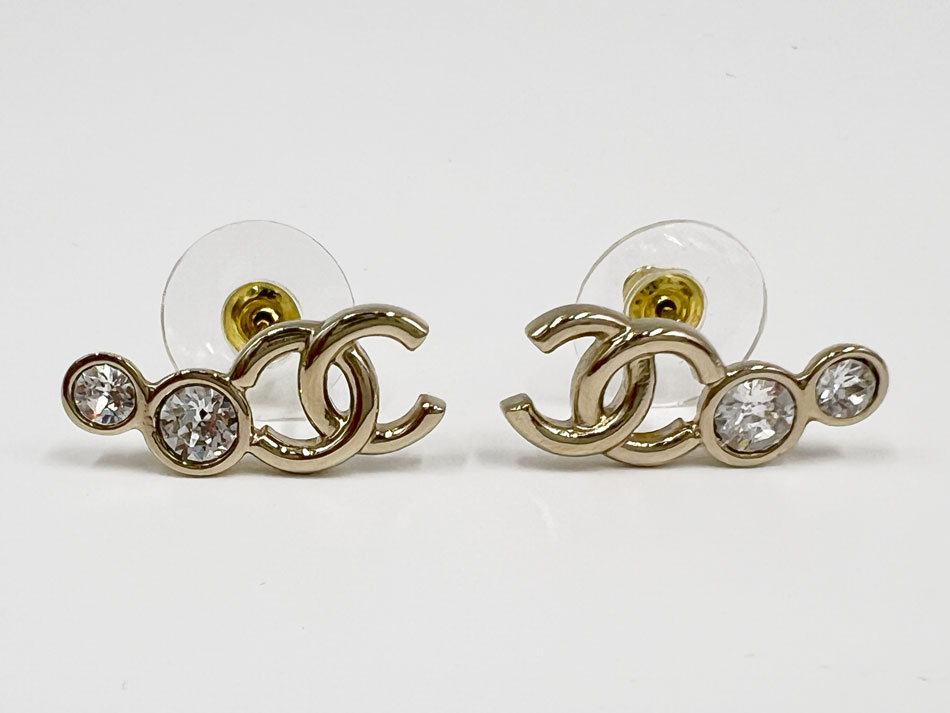 CHANEL　シャネル　CCロゴ　ストーン　ピアス　ゴールド　パール 大注目】 CHANEL シャネル ピアス ゴールド CCマーク ココマーク