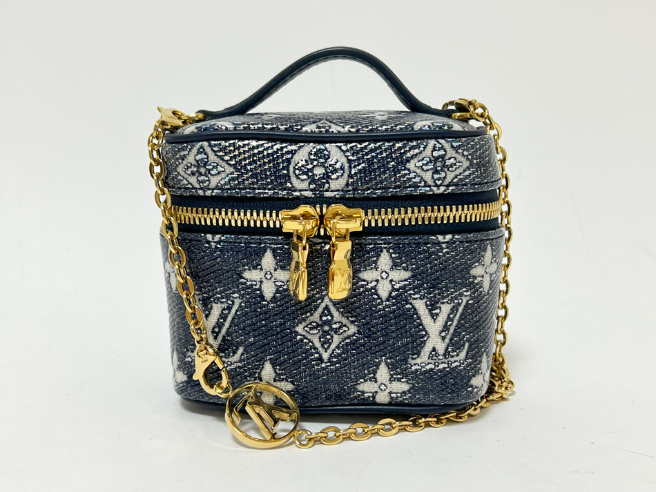 貨物輸送無料 LOUIS VUITTON ルイウ゛ィトン モノグラム マイクロ衣料繊維 ミクロ・ヴァニティ ハンドバック チェーン店ショルダーバッグ 青色 鏡鑑 M82467 超美品【中古】